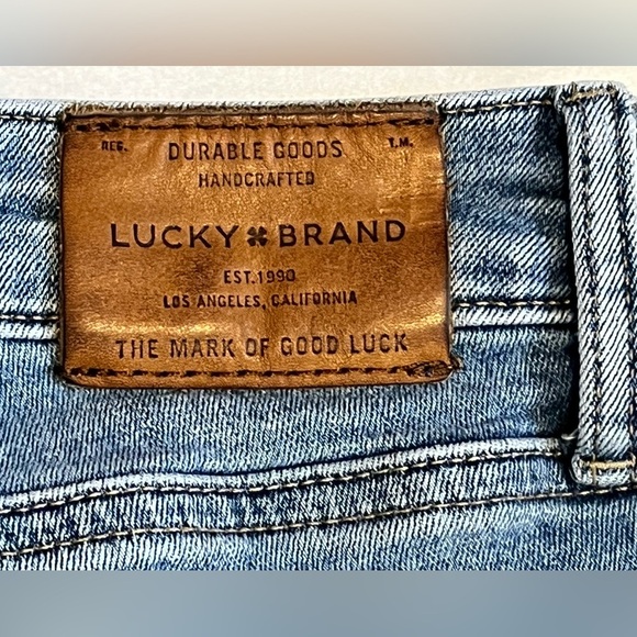 Lucky Brand Lolita Super Skinny Light Blue Slightly Distressed Jeans Size 6 - Picture 14 of 16